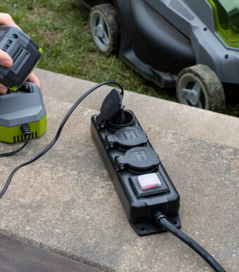 brennenstuhl Outdoor-stopcontactenlijst, 3-voudig, IP44, zwart