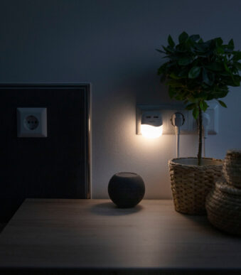 ANSMANN LED-oriëntatielicht NL15AC, 2x USB koppeling, wit