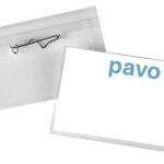 pavo naambordje, met veiligheidsspeld, 54 x 90 mm, transparant