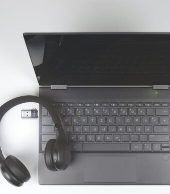 LogiLink USB 3.2 - Bluetooth 5.0 adapter, transparant