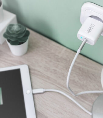 DIGITUS universele laadadapter, USB-C, 20 W, wit