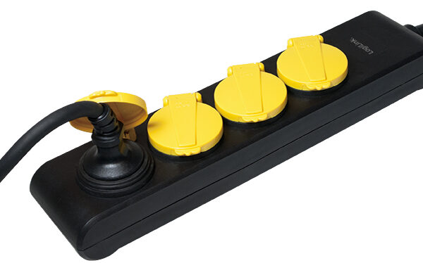 LogiLink stekkerdozenlijst, 4-voudig, zwart, IP44