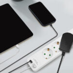 LogiLink stopcontactenlijst, 3-voudig, 2x USB, met schakelaar