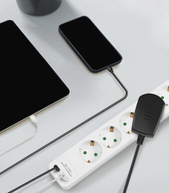 LogiLink stopcontactenlijst, 5-voudig, 2x USB, met schakelaar