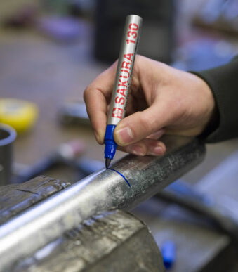 SAKURA permanent-marker Pen-touch 130, 1,2 mm, rood