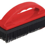 IWH borstel van dierenhaar / rubberborstel, rood