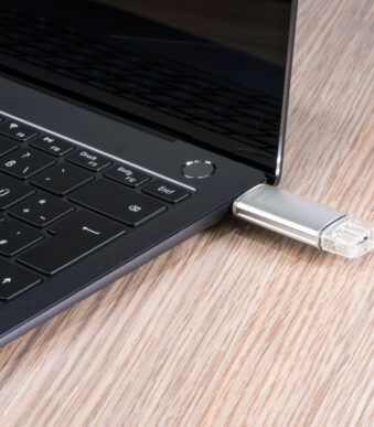 hama USB 3.0 / 3.1 USB-stick 'C-Laeta', 32 GB, zilver