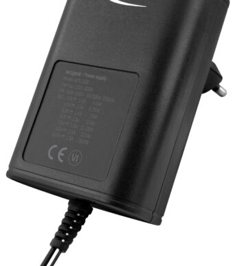 Universal adapter, 18 W / 3-12 V