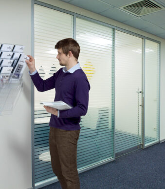 Duurzame wandbrochurehouder 'Flexidoos 6', A4, 6 vakken