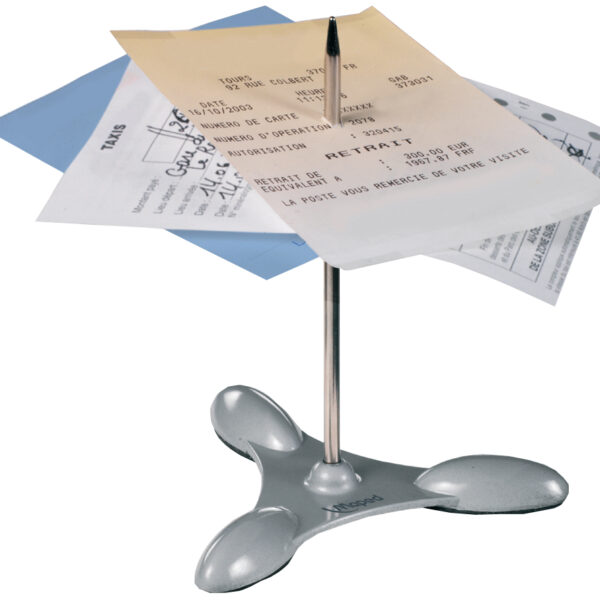 Maped liaspen, sokkel en naald van metaal, zilver