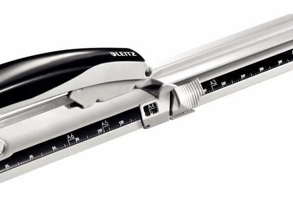 LEITZ langarm-nietmachine Nexxt, zwart