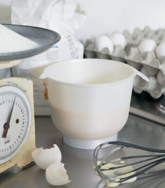 Roermengkom met deksel, 1,5 liter, wit