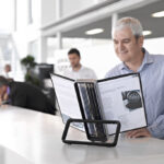 Djois door Tarifold Veo tafellees-systeem met leesborden.