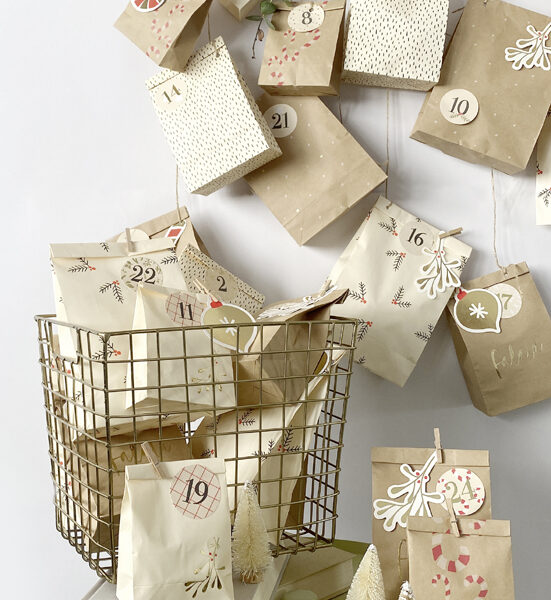 Kerstkalender Set 'FALALA', 97-delig