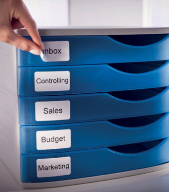 AVERY etiketten op rol, 57 x 32 mm, wit, verwijderbaar