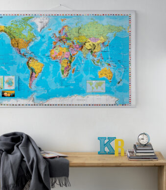 FRANKEN wereldkaart, gelamineerd, (B)1.370 x (H)970 mm