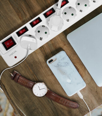 LogiLink stekkerdoos, 6 aansluitingen, individuele en hoofdschakelaar.