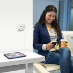 LogiLink USB-stopcontactadapter, 2x USB-A, 12 watt, zwart