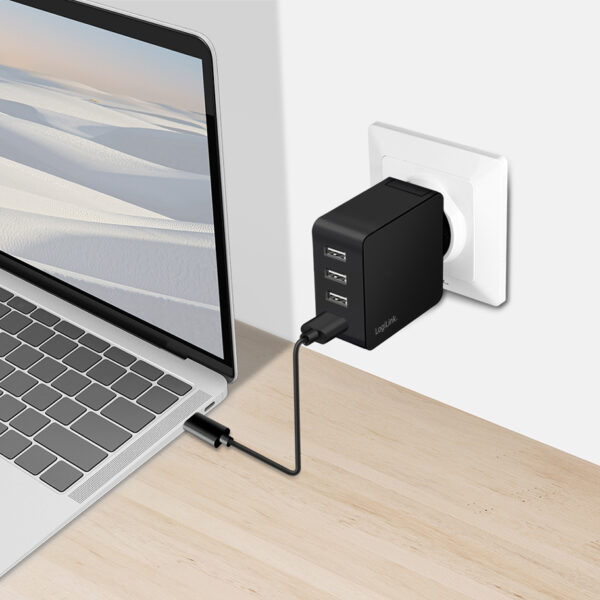 LogiLink USB-stopcontactenadapter, 4x USB-A, 24 Watt, zwart