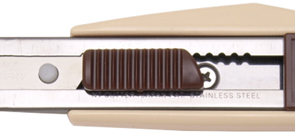 NT Cutter ZL-1P, kunststof-behuizing, 18 mm mesblad, ivoor