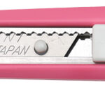 NT Cutter A-301RP, kunststof-behuizing, 9 mm mesblad, roze