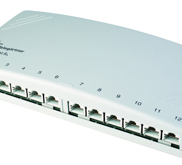 Modulaire patchverdeler categorie 6A, 12 x RJ45-aansluitingen.