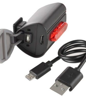 Fiets achterlicht dubbel, met grondverlichting.