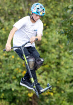 Toffe stuntstepper voor in het bos