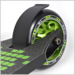 Toffe stuntstepper voor in het bos