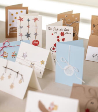 Avery design kerststerren-stickers goud