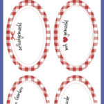 Huishoudelijke etiketten met ruitjespaptroon en opschrift