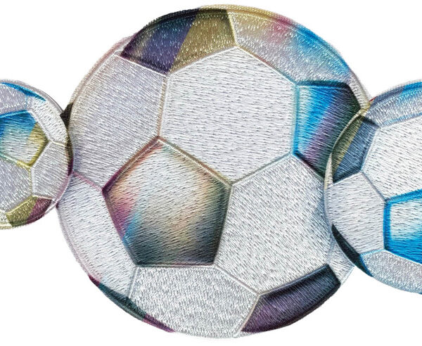 Strijkplaatje voor zelfgemaakte stoffen schoolzak, voetbal.