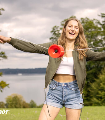 Diabolo-set, van polyethyleen, rood