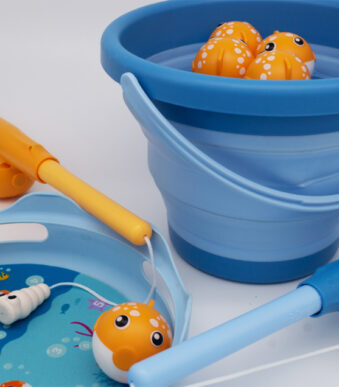 Visbakspel 'Vangstspel', blauw / oranje