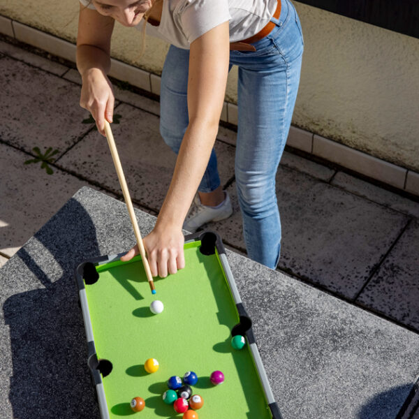Compacte minibiljarttafel