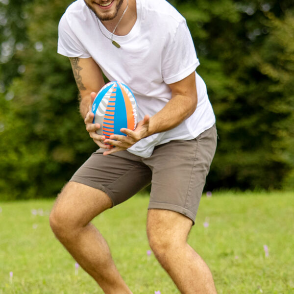 Nederlandse producttitel: Neopreen American Football, Maat 6