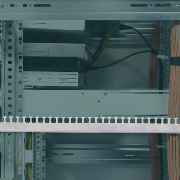 19" kabelgeleiders, 600 mm, zilverkleurig