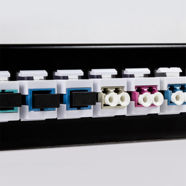 Optische vezelkoppeling, 2x SC-simplex, multi-mode, aquablauw