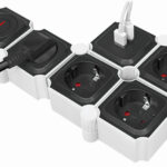 LogiLink flexibele stekkerdoos met 2x USB, zwart/wit
