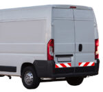 IWH Waarschuwingsmarkering 'Voorrangsvoertuigen', 141 mm x 9 m, Rechts