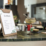 Sigel menukaarthouder met klem, A5-formaat, beige