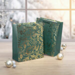 Kerstcadeauzak 'Gouden ornamenten op groen'