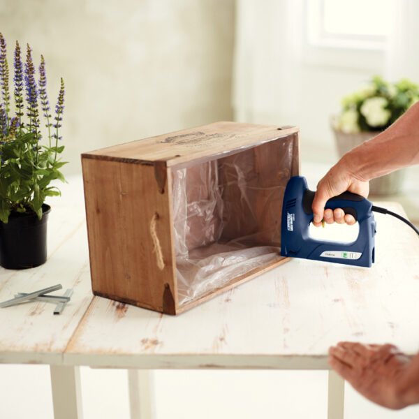 Rapid Elektro-nietmachine ESN114, blauw, in koffer