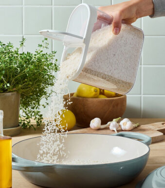 Smartstore Flip voorraadbus met schenktuit, 1,7 liter