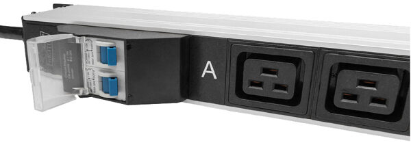 DIGITUS 19 inch stekkerdozenstrip 28-voudig zwart