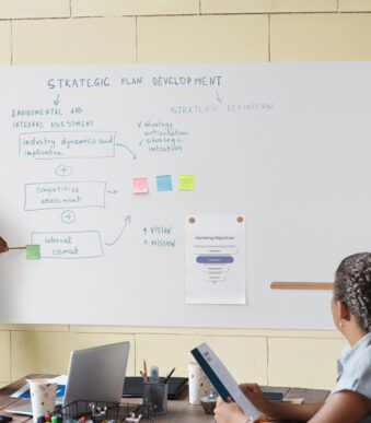 Bi-Office whiteboard LOOP, gelakt, 1.500 x 900 mm