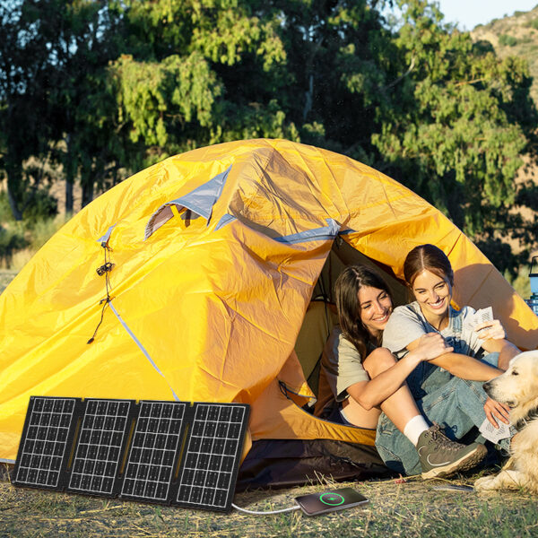 LogiLink zonnepaneel 15W opvouwbaar met USB-A en USB-C aansluiting