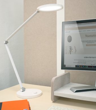 UNiLUX OMEGA LED bureaulamp met standvoet, wit