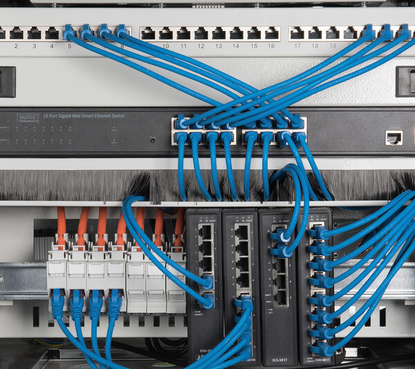 19" Railmontageset, inclusief rail, 3 hoogte-eenheden