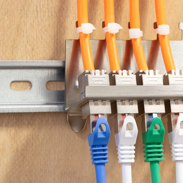 LogiLink DIN-rail houder voor 4 Keystone modules, RVS